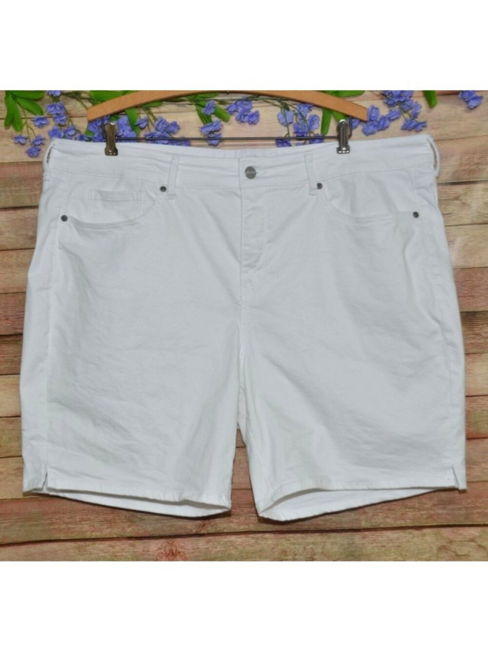 NYDJ Ella Denim Bermuda Jean Shorts Side Slits White Plus Size 22WP Lift Tuck